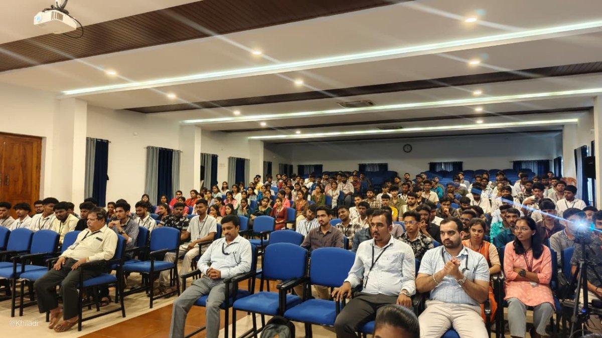 Innovation and Entrepreneurship in Electric Vehicle Technologies - Image 5