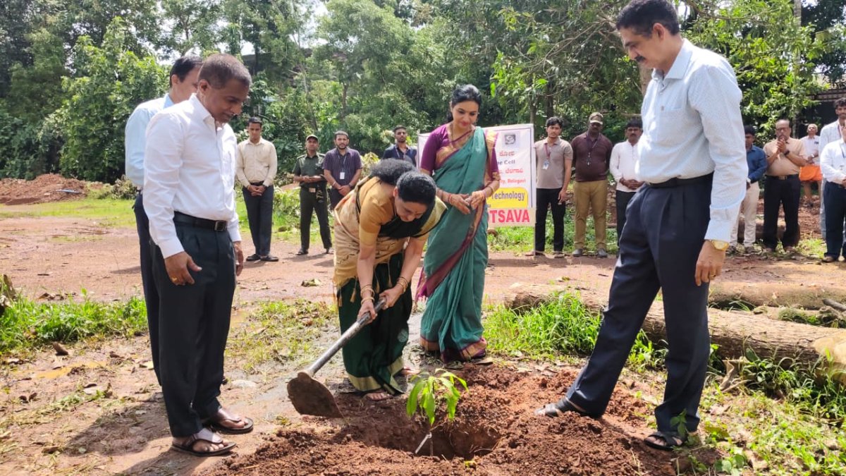 Srinivas Institute of Technology Organizes Vanamahotsav 2026 - Image 2